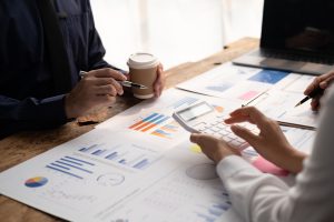 business team together to make investment plan at 2025 01 10 05 37 03 utc